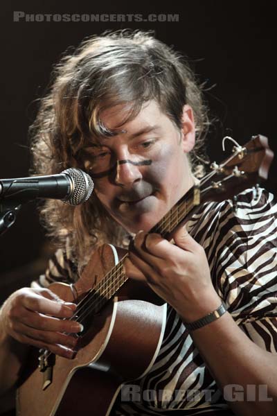 TUNE YARDS - 2009-09-09 - PARIS - La Maroquinerie - 